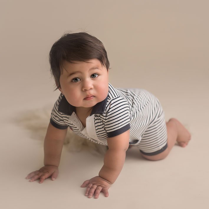 Baby clothes Concrete